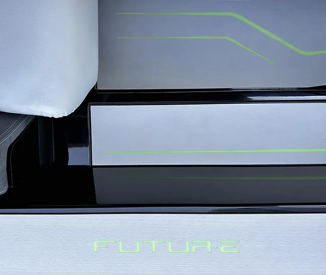 Futur e foiling 640x540 4