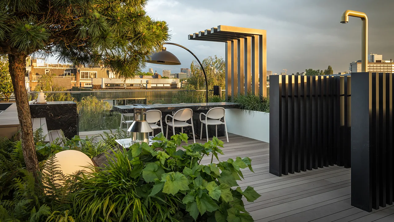 Adam roof 20 1280x720 3