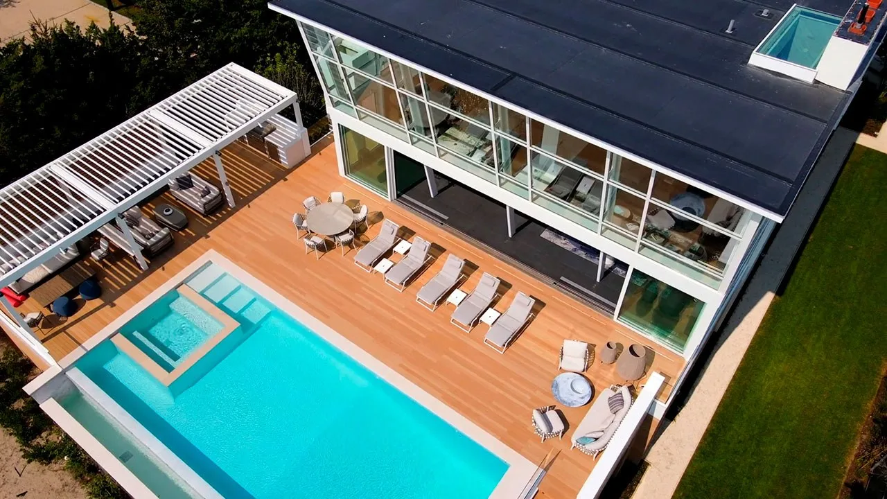 Westhamptonbeach 1280x720 3