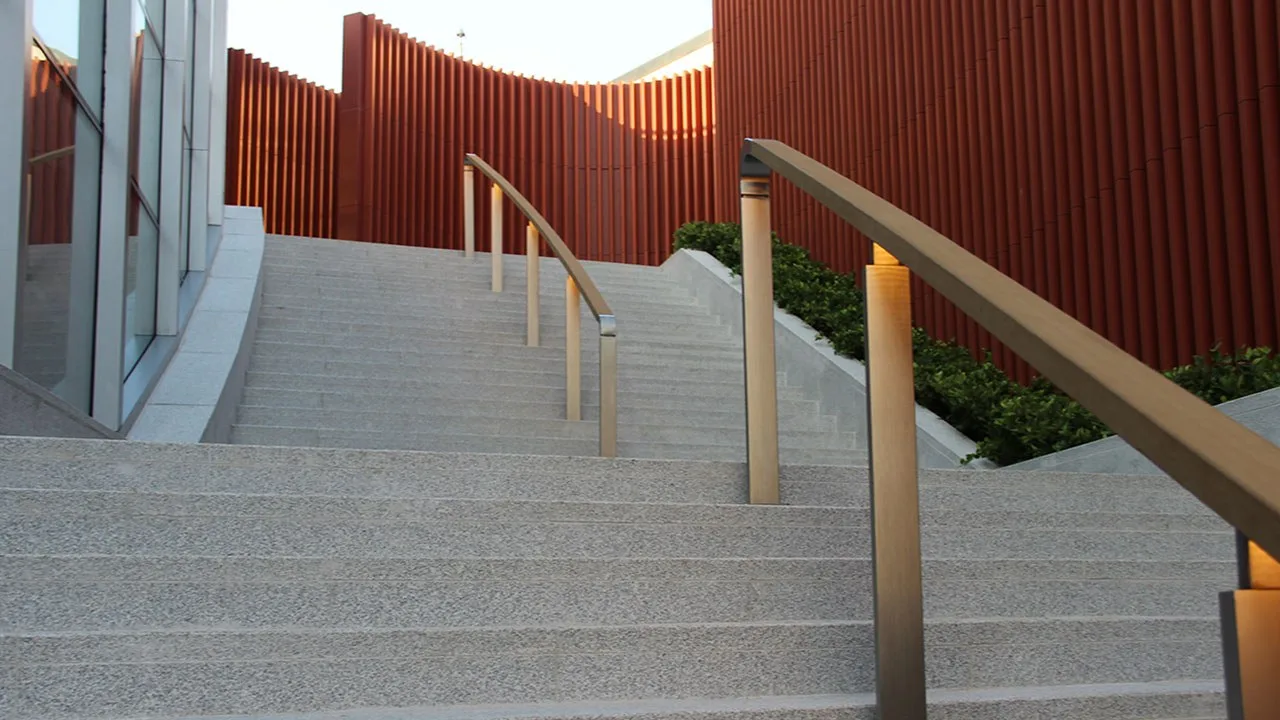 Handrail plazashanga 1280x720 2