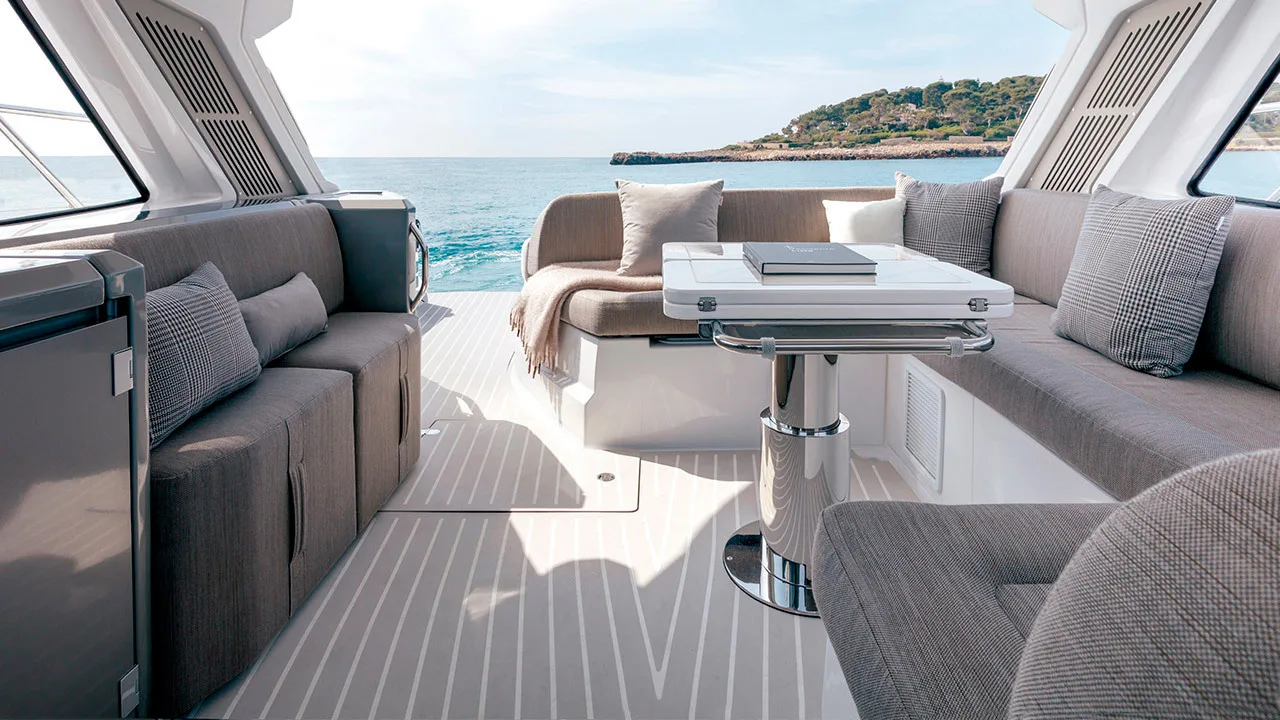 Azimut detail 1280x720 1