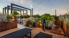 Artistic floral roofgarden 1280x720 3